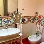 Maison Elena Alojamento de Acomodação e Pequeno-almoço *