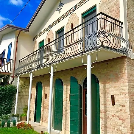Panzió Maison Elena