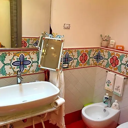Panzió Maison Elena *