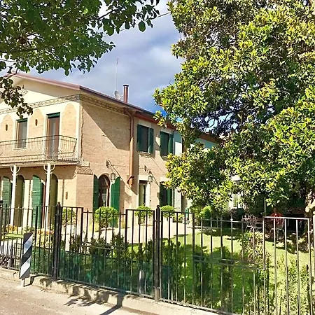 Panzió Maison Elena Mirano